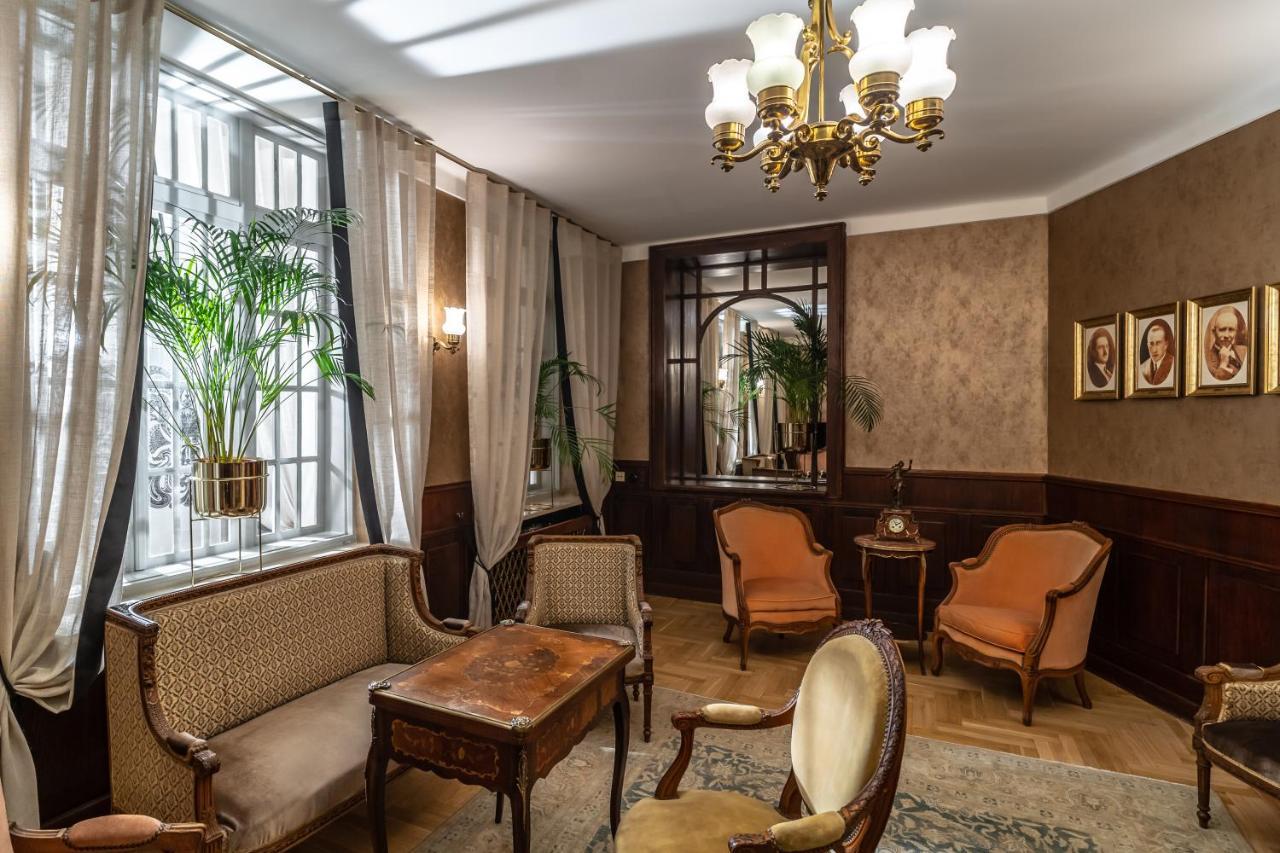 Hotel H15 Francuski Old Town Краків Екстер'єр фото